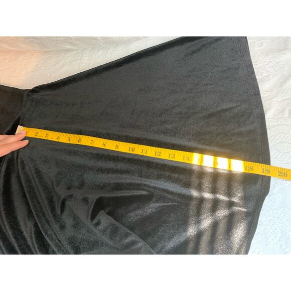 Hot Topic Velvet Black Goth Girls Juniors Collared Dress (No Size Tag-? Sm/Med) - Picture 8 of 8